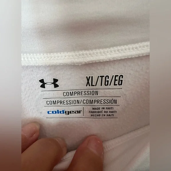 Under Armour White and Gray Performance Top - Picture 3 of 7